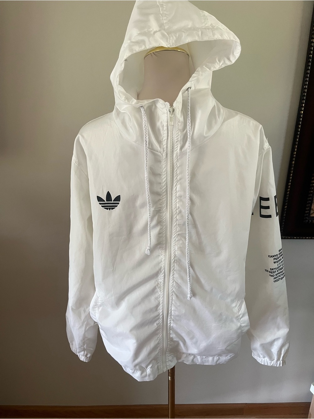 Adidas X Kanye West Yeezus White Tour Jacket Season 1 Windbreaker Womens Small